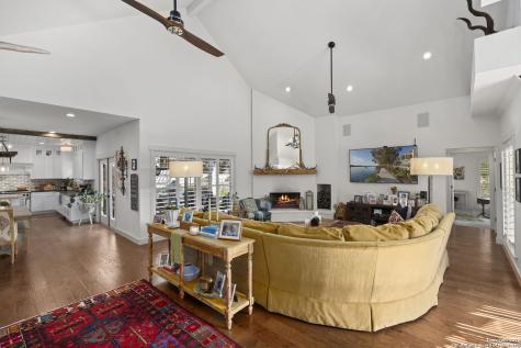 22050 Hanging Oak San Antonio TX 78266