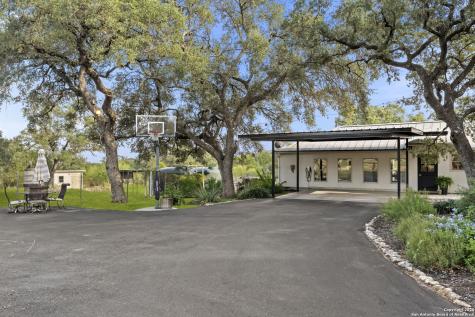 22050 Hanging Oak San Antonio TX 78266