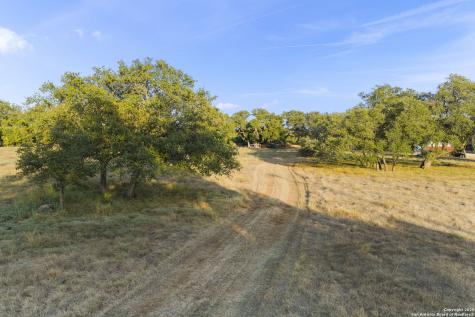 22050 Hanging Oak San Antonio TX 78266
