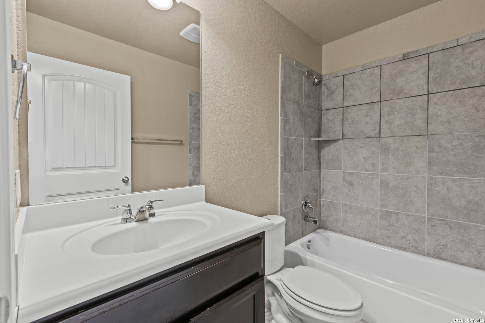 2527 Gato Del Sol San Antonio TX 78245