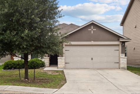 2527 Gato Del Sol San Antonio TX 78245