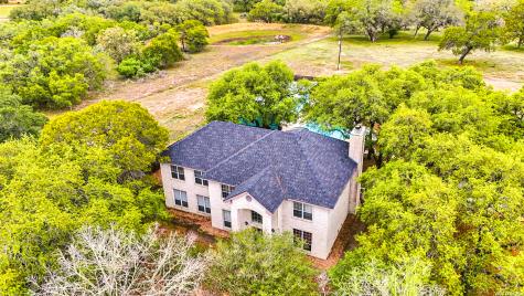 78 Marx Lane La Vernia TX 78121