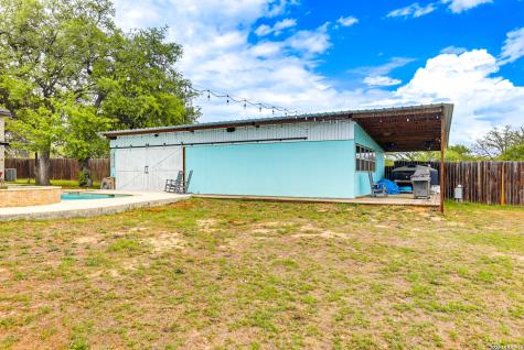 78 Marx Lane La Vernia TX 78121