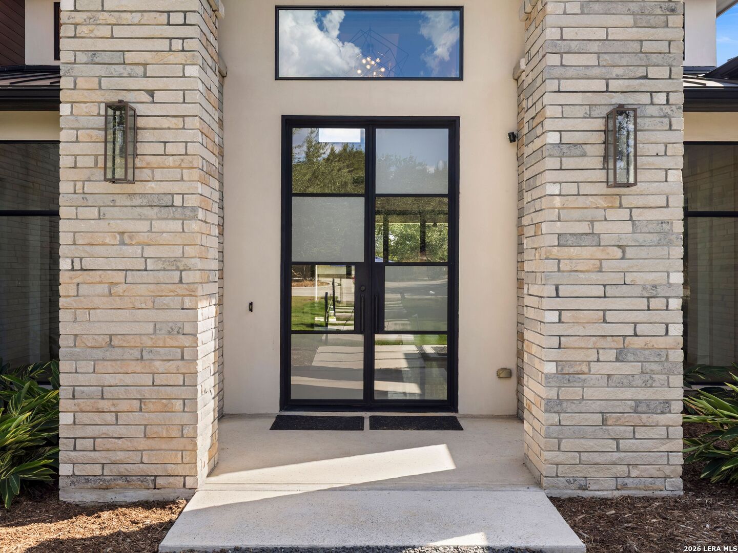 1028 Monteola Bulverde TX 78163