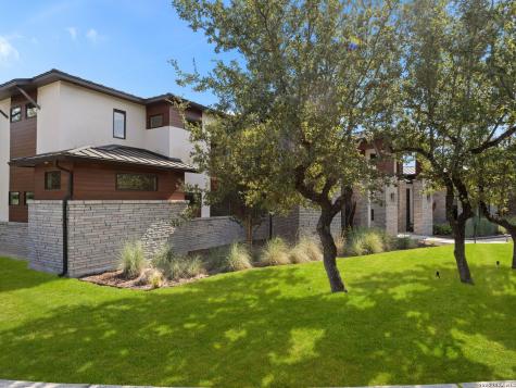 1028 Monteola Bulverde TX 78163