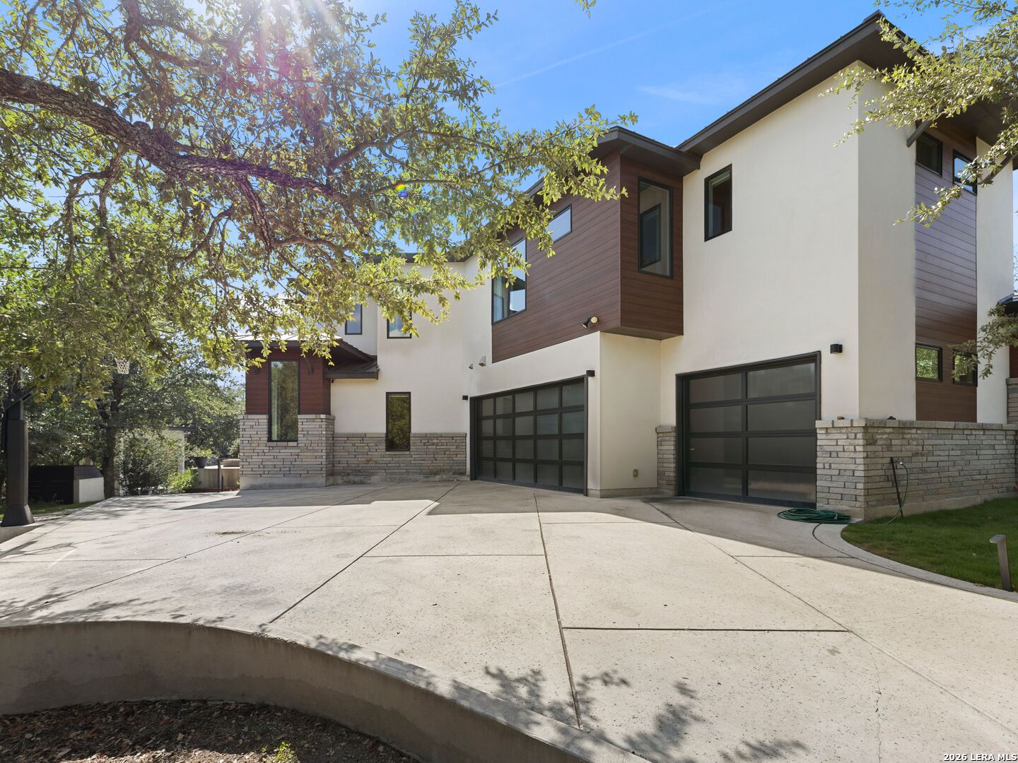 1028 Monteola Bulverde TX 78163
