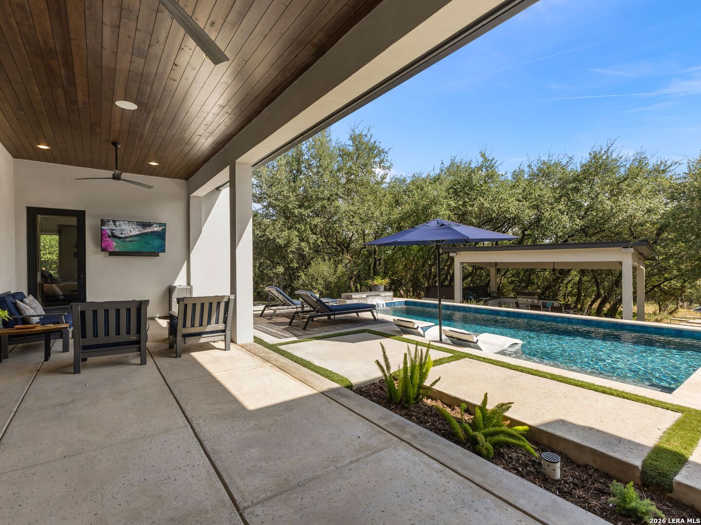 1028 Monteola Bulverde TX 78163