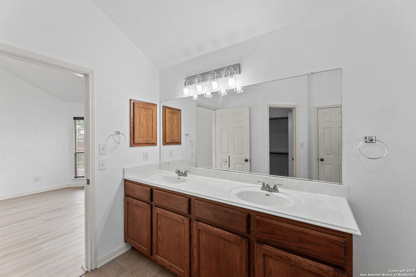 153 Bison Lane Cibolo TX 78108