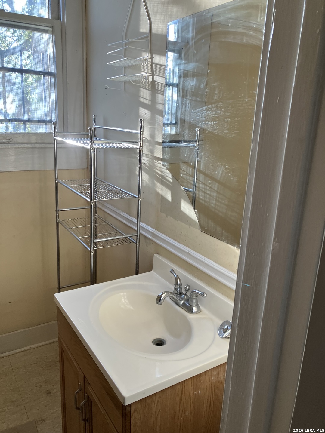2424 Buena Vista San Antonio TX 78207