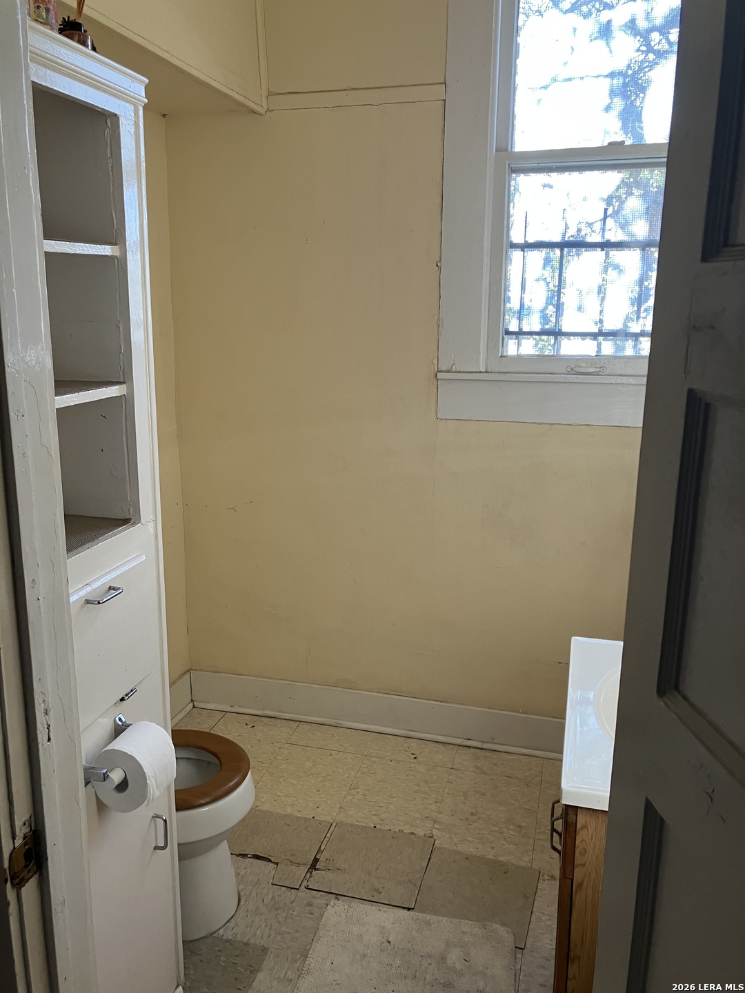 2424 Buena Vista San Antonio TX 78207