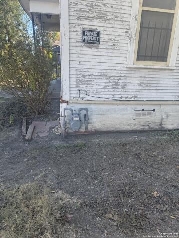 2424 Buena Vista San Antonio TX 78207