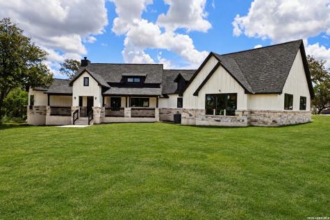 100 Timber Ridge La Vernia TX 78121