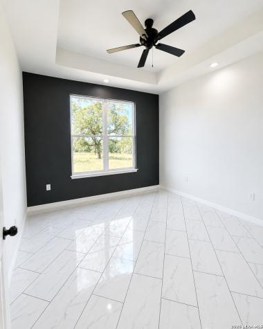 100 Timber Ridge La Vernia TX 78121