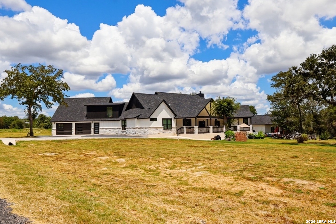 100 Timber Ridge La Vernia TX 78121