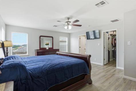 5930 Sapphire Cave San Antonio TX 78222