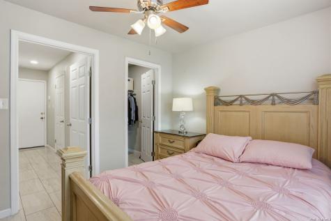 5930 Sapphire Cave San Antonio TX 78222