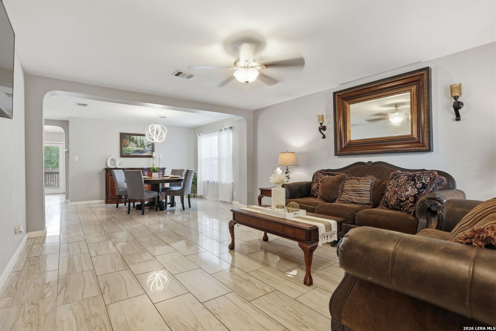 5930 Sapphire Cave San Antonio TX 78222