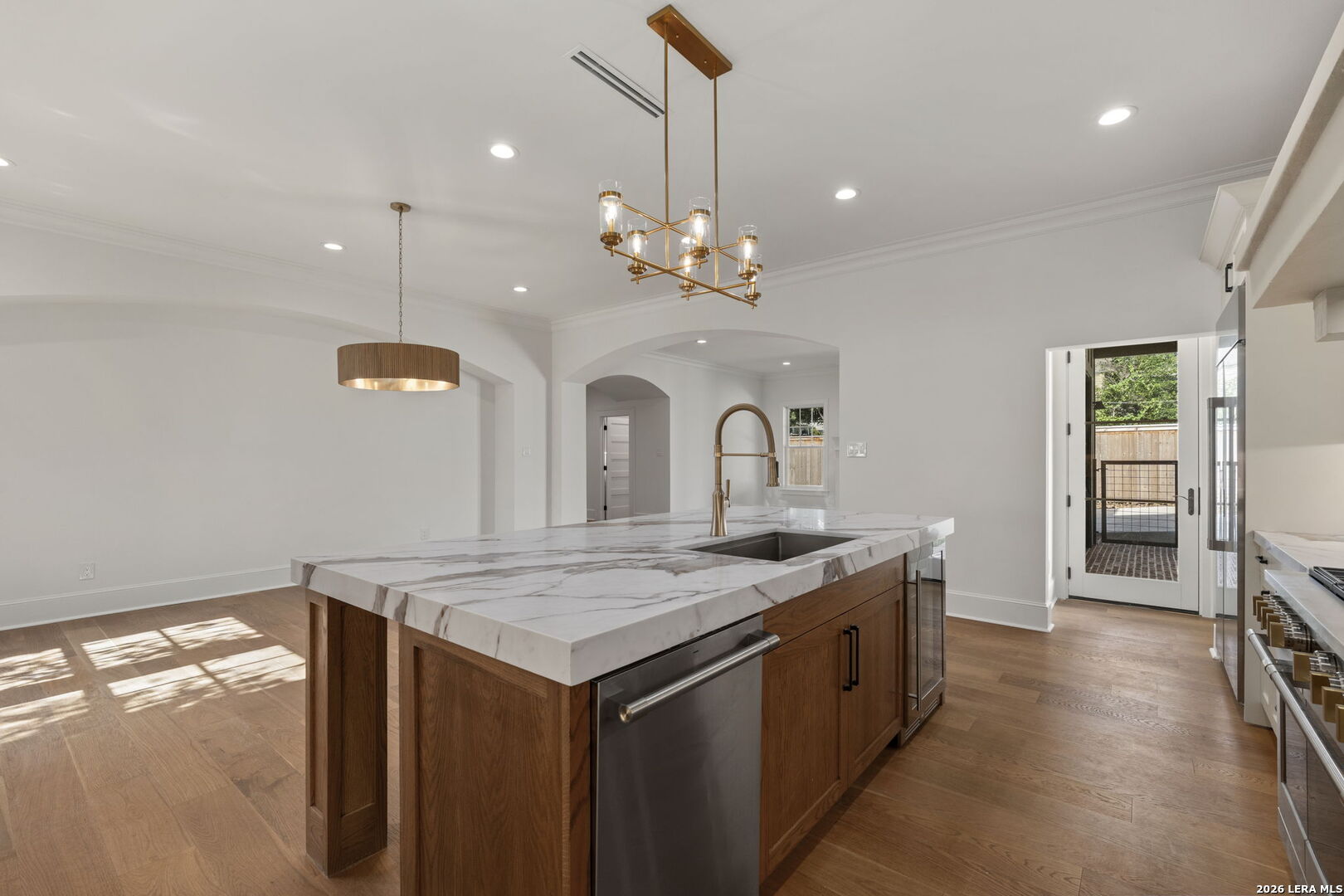 271 Retama Place Alamo Heights TX 78209