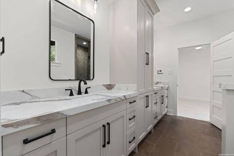 271 Retama Place Alamo Heights TX 78209