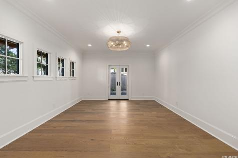 271 Retama Place Alamo Heights TX 78209