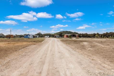 179 Pvt Road 3830 Utopia TX 78884