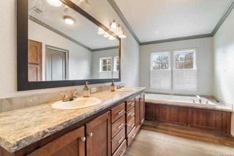 179 Pvt Road 3830 Utopia TX 78884