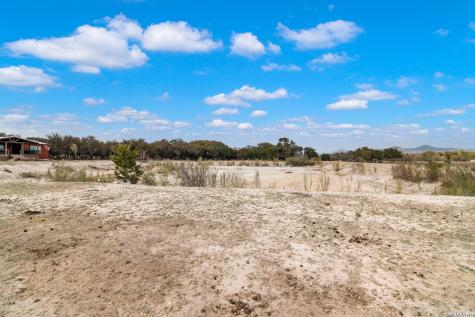 179 Pvt Road 3830 Utopia TX 78884