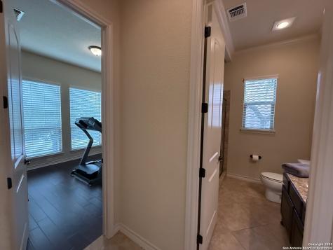 25215 Estancia San Antonio TX 78260