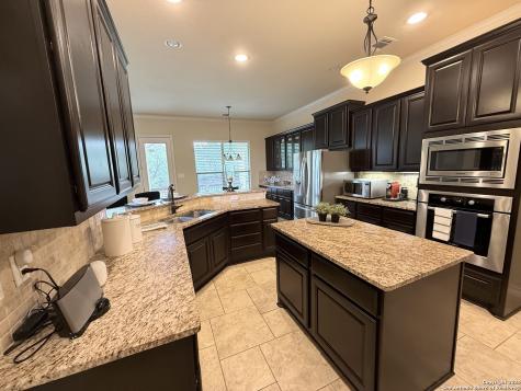 25215 Estancia San Antonio TX 78260