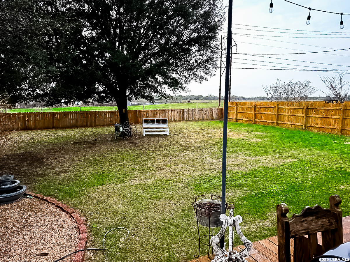 305 Yortown Pleasanton TX 78064