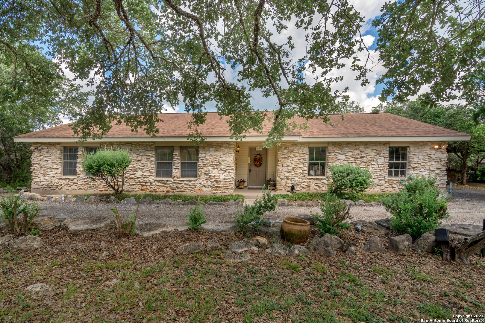 1611 Hilltop Ridge New Braunfels TX 78132