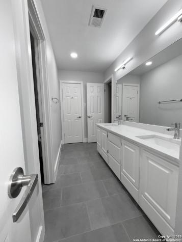410 Shadowbluff San Antonio TX 78216