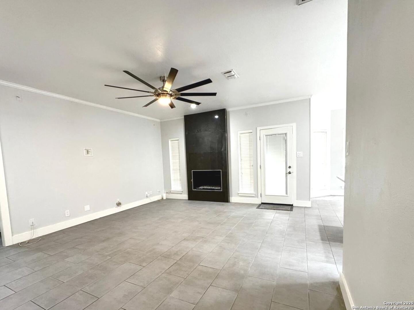 410 Shadowbluff San Antonio TX 78216