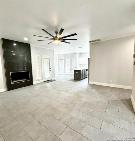 410 Shadowbluff San Antonio TX 78216