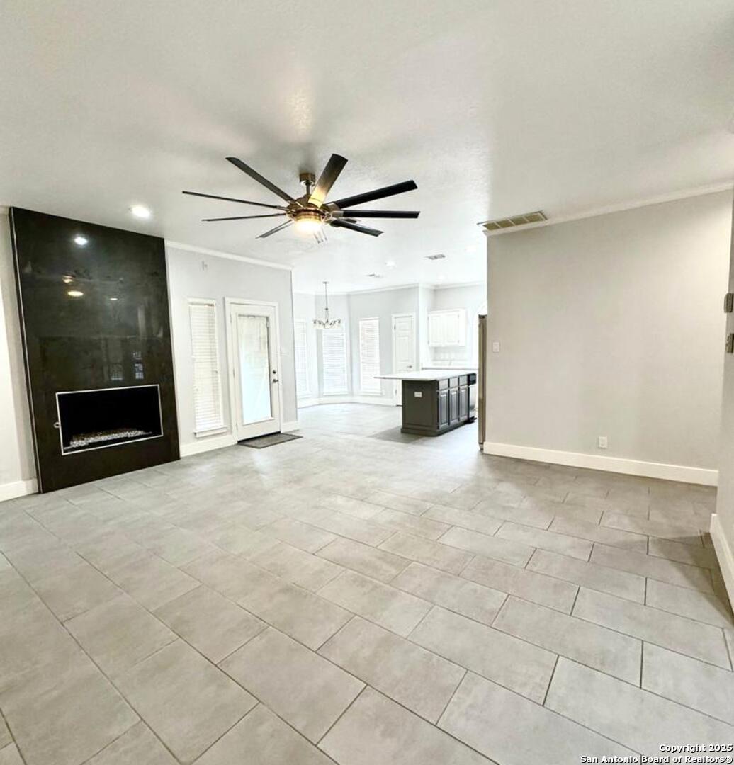 410 Shadowbluff San Antonio TX 78216