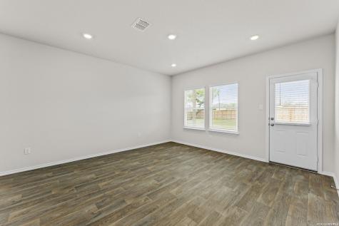 3125 Haynie Mesa San Antonio TX 78245