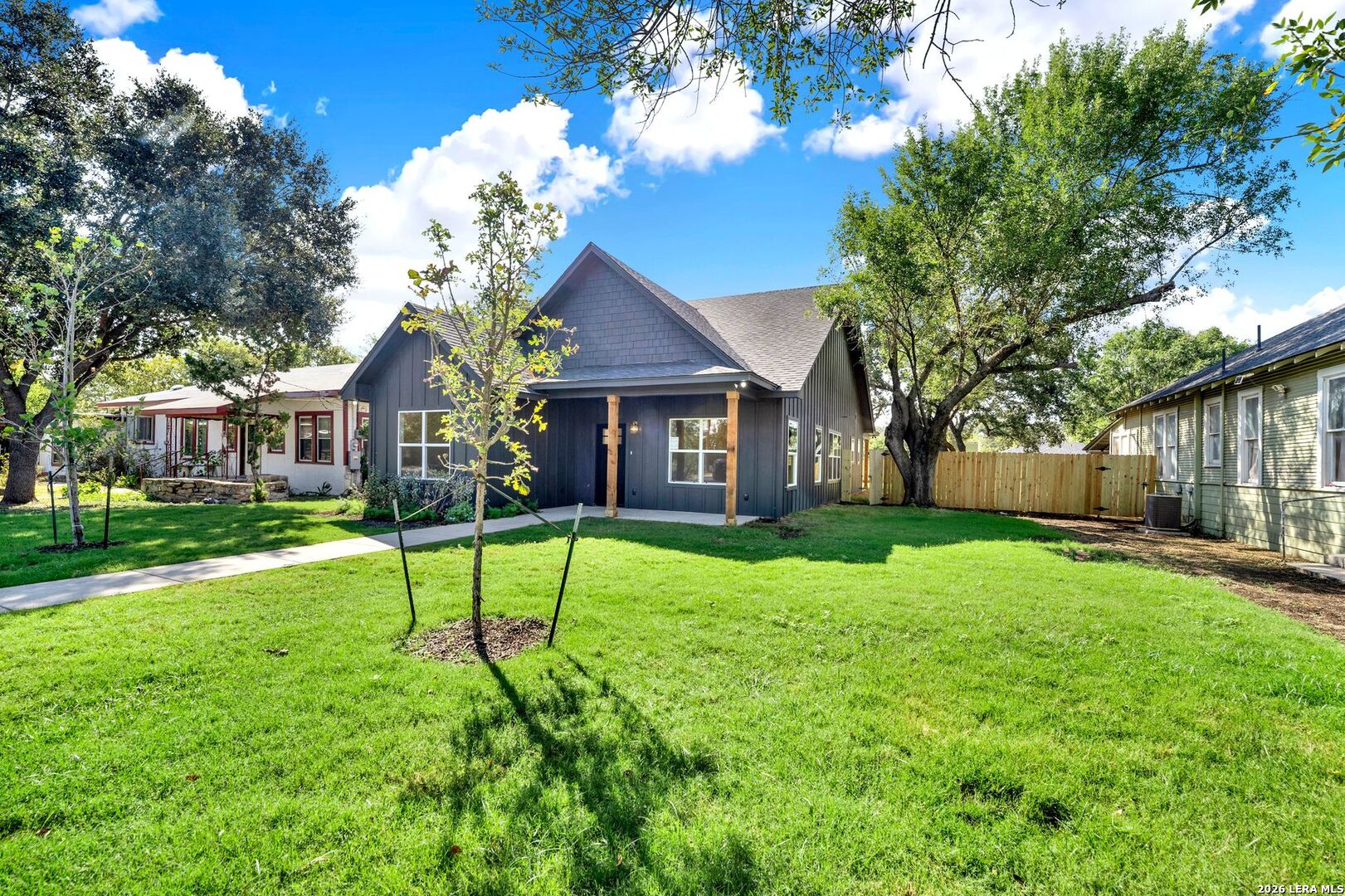 1407 21st Street Hondo TX 78861