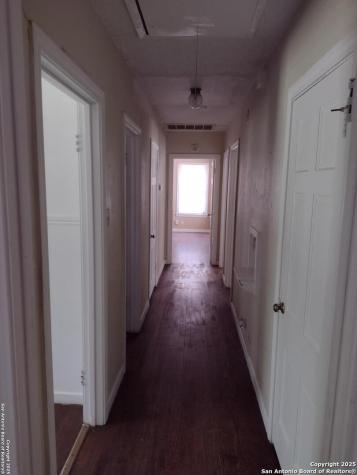 415 North San Antonio TX 78201