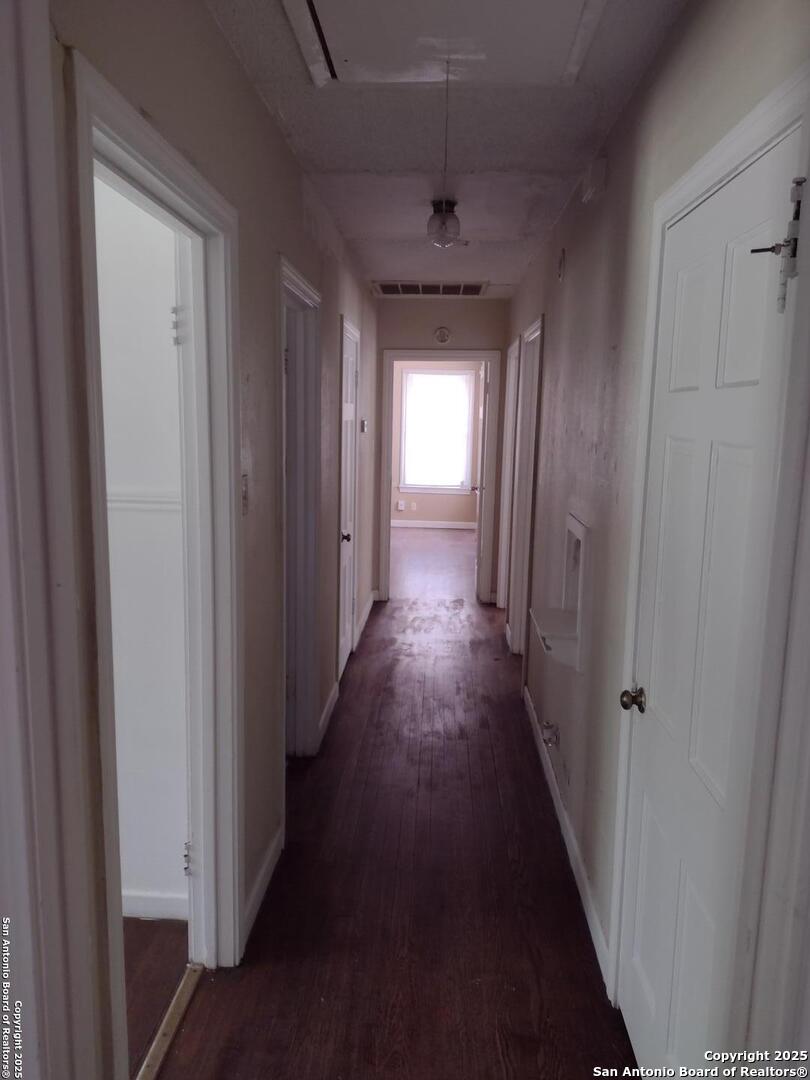 415 North San Antonio TX 78201