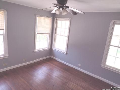 415 North San Antonio TX 78201