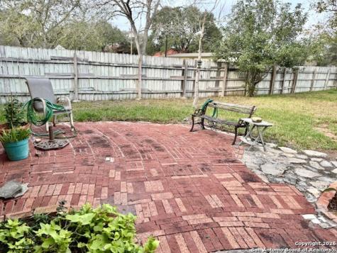 304 N Tyler Beeville TX 78102