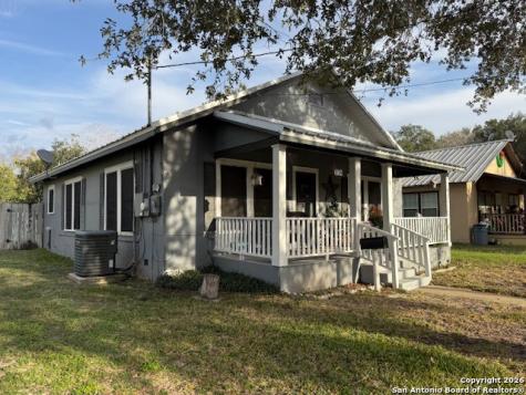 304 N Tyler Beeville TX 78102