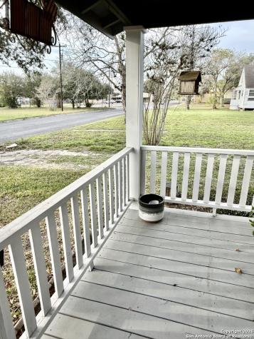 304 N Tyler Beeville TX 78102