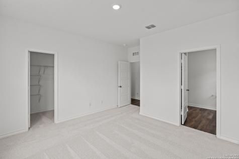 5143 Bay Breeze San Antonio TX 78245