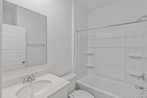 5143 Bay Breeze San Antonio TX 78245