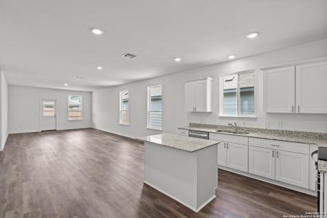 5143 Bay Breeze San Antonio TX 78245