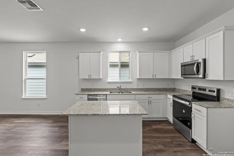5143 Bay Breeze San Antonio TX 78245