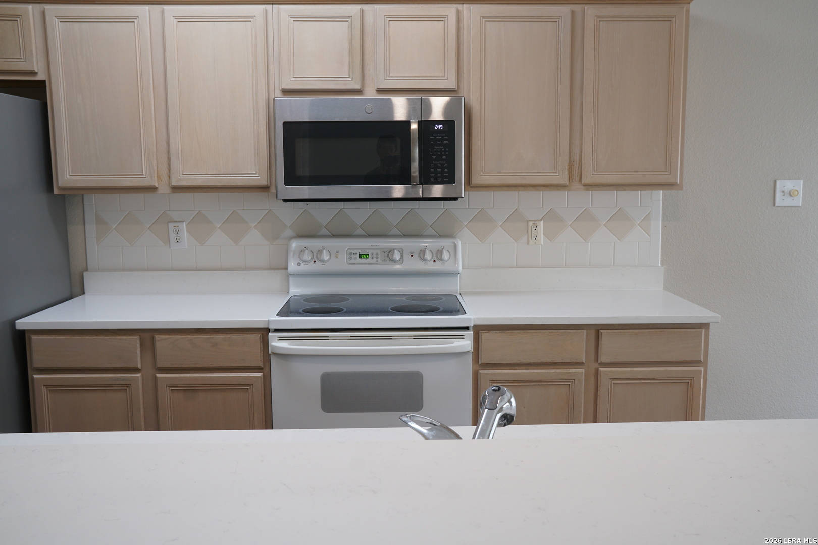7203 Snowden Crest San Antonio TX 78240