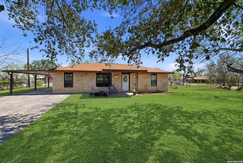 8042 Knowlton Road San Antonio TX 78263