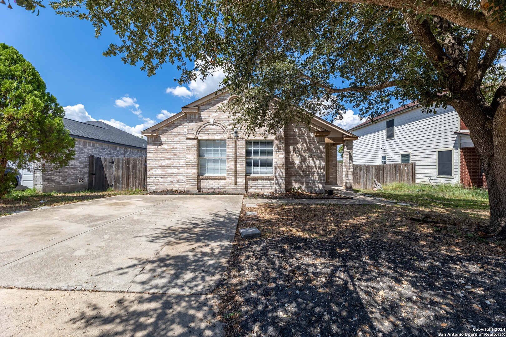 6119 Lauras Farm San Antonio TX 78244